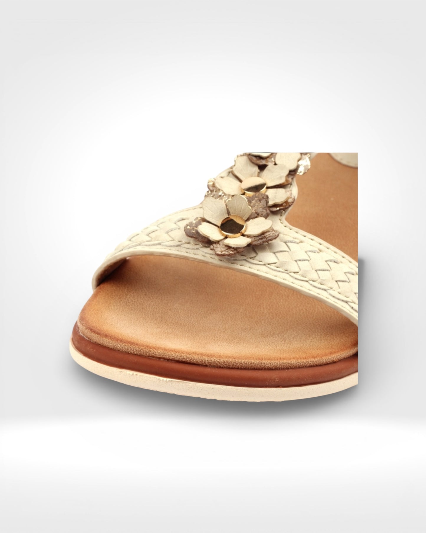 Clementine Beige Sandal
