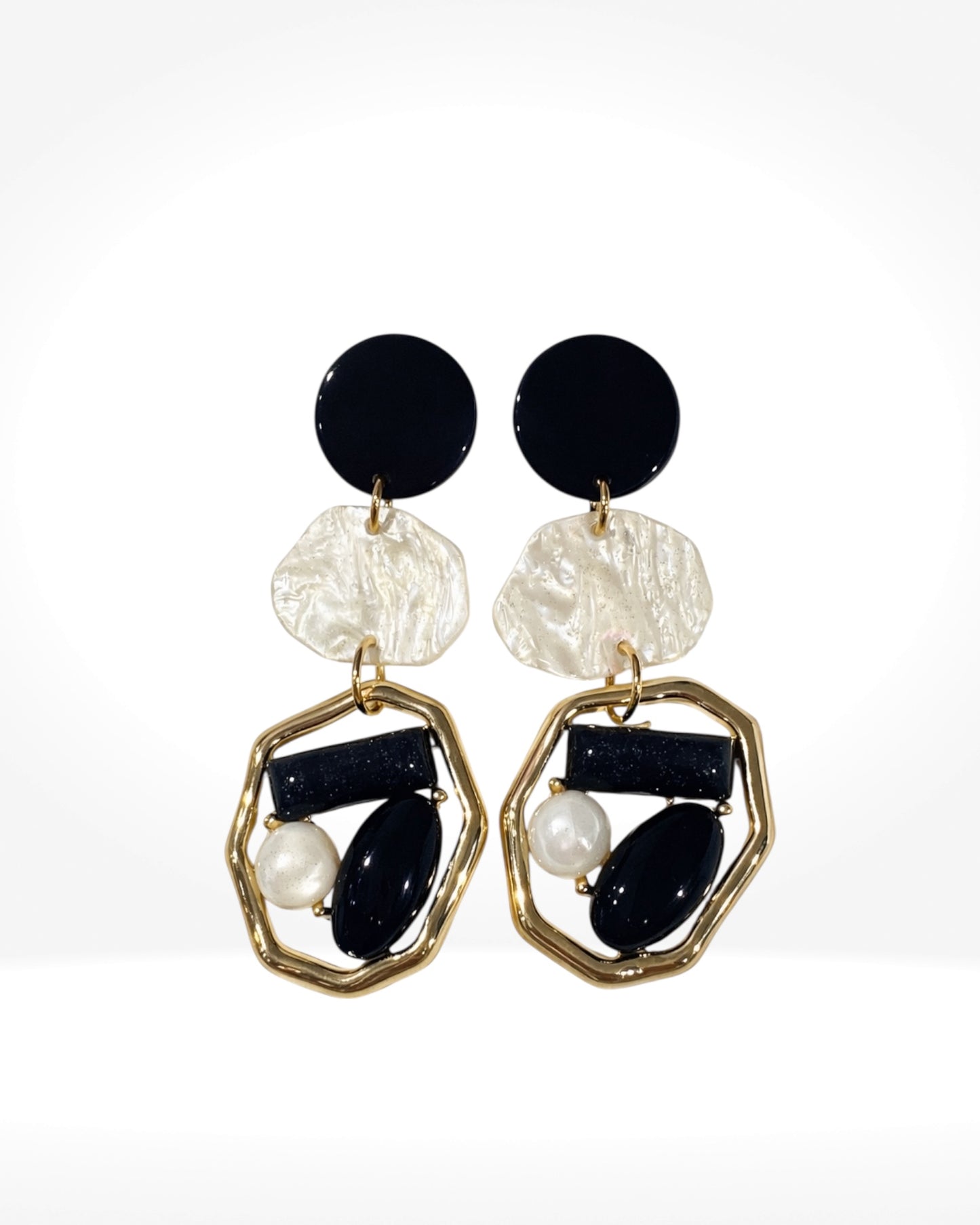 Black & Pearl Drop Earrings