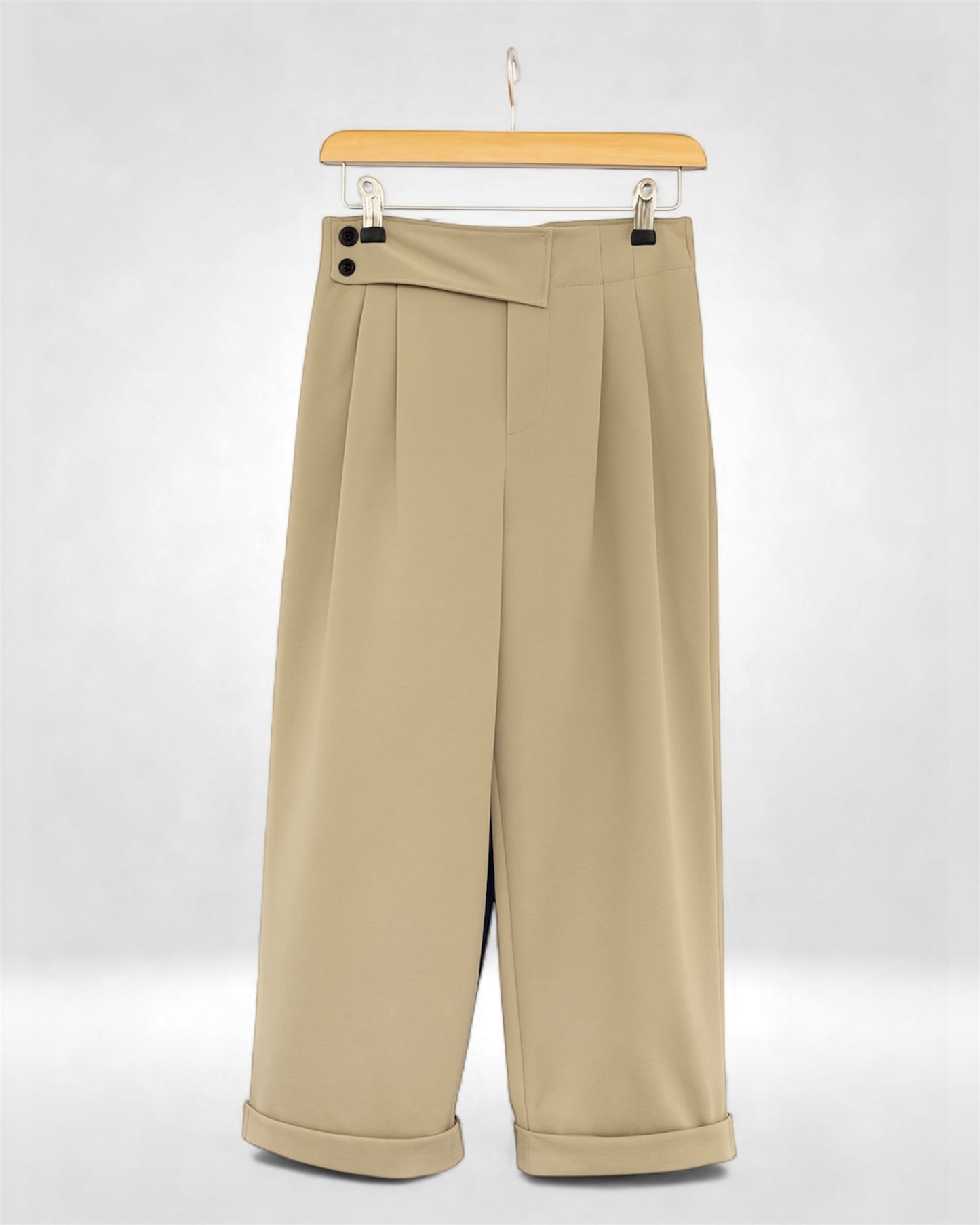 Urban Relax Pleated Crop Trousers