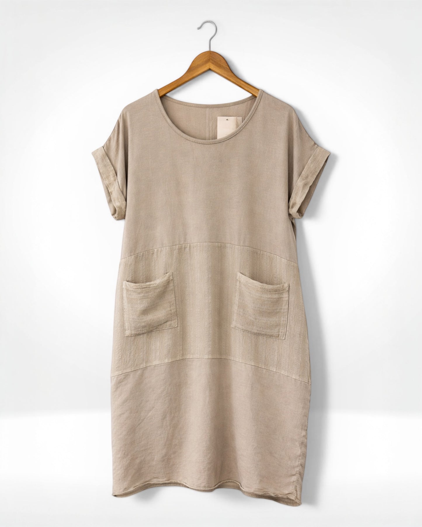 Relaxed Pocket Midi Dress