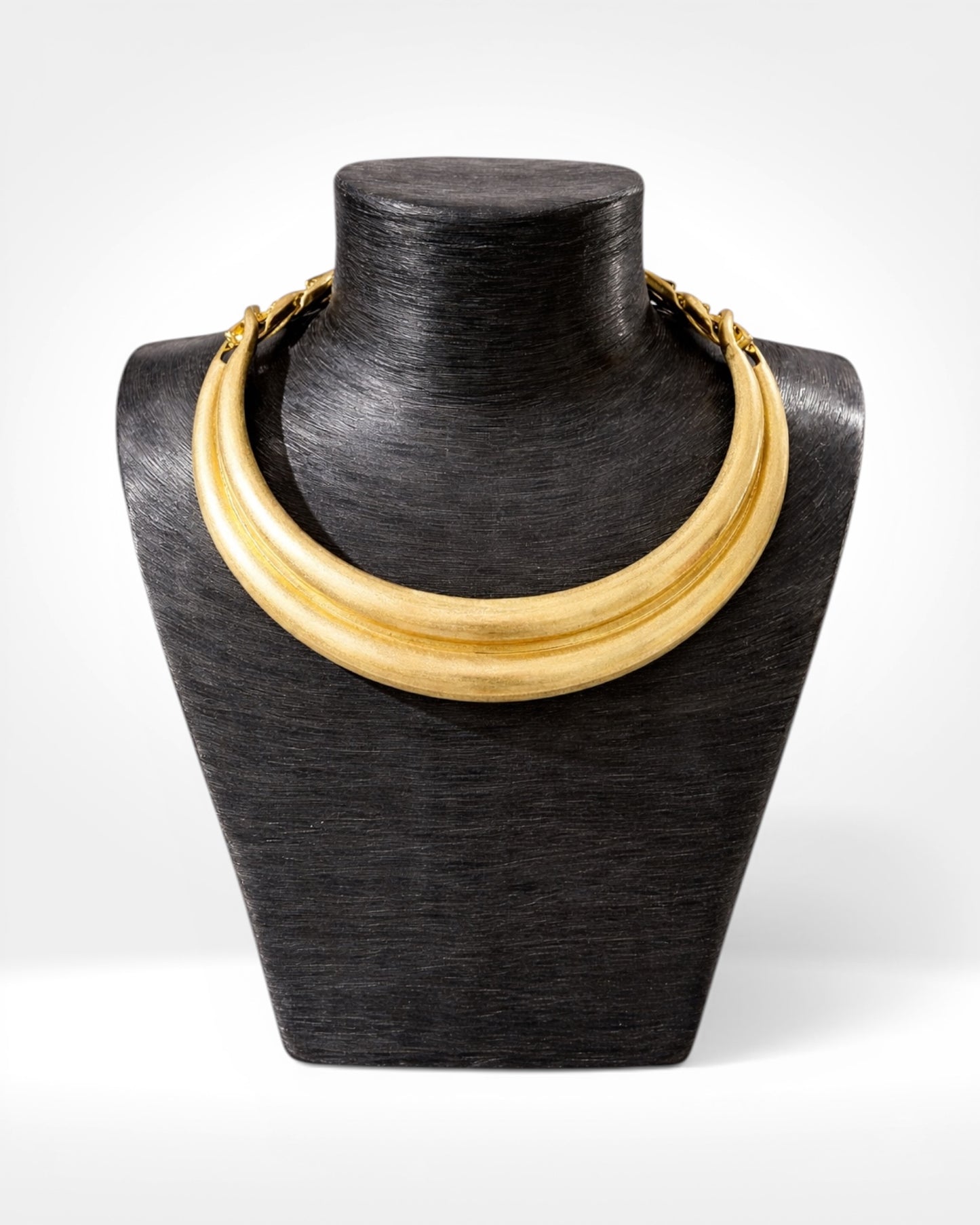 Sculpted Gold Collar Necklace
