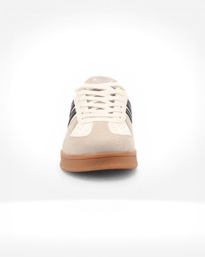 Melody White Trainer