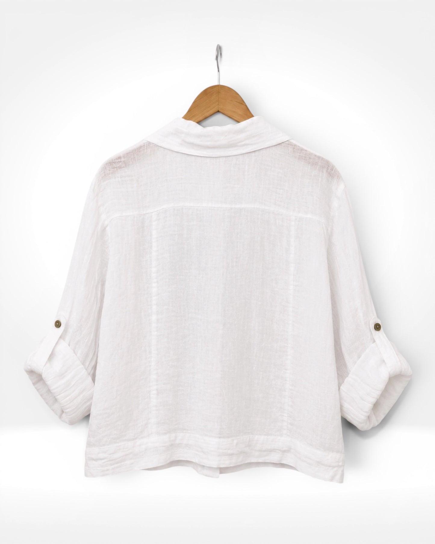The lightweight Linen Shirt Jacket