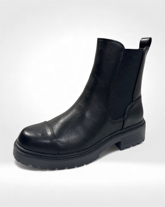 Ranch Black Ankle Boot